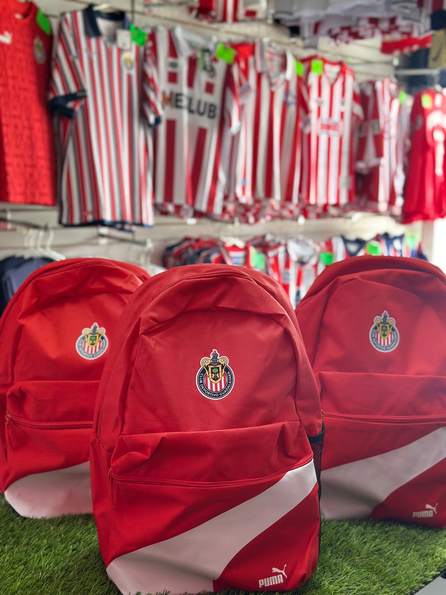 Mochila roja culture
