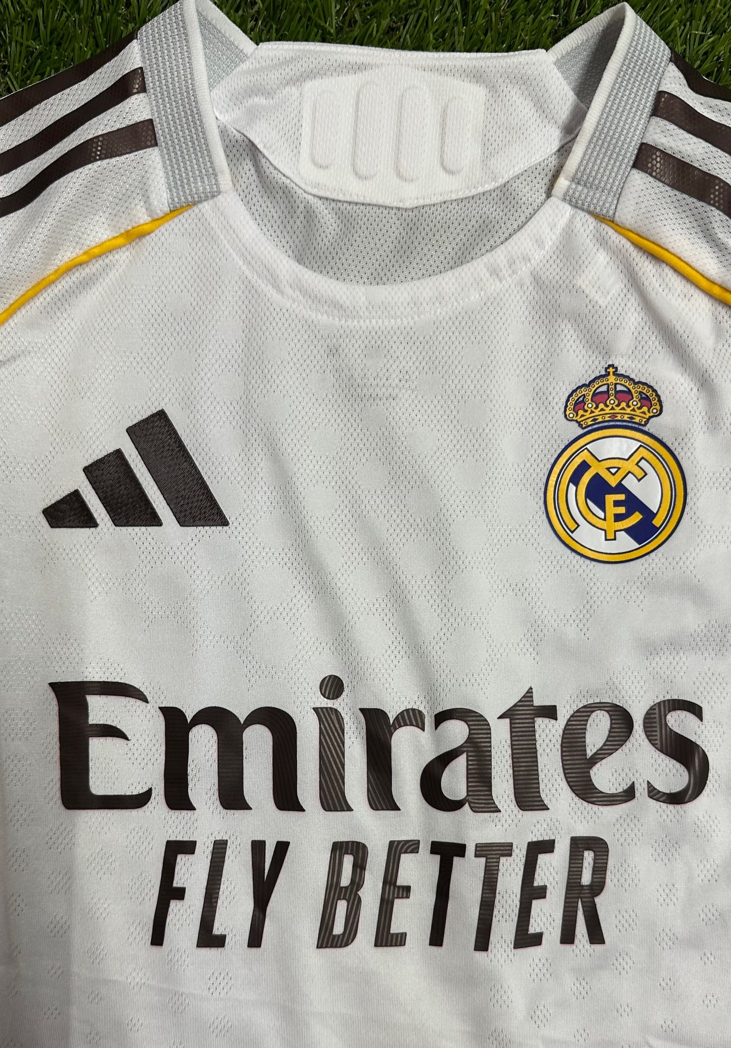 Real Madrid 2026 larga NO original